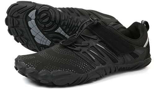 Black barefoot running shoes with minimalist design